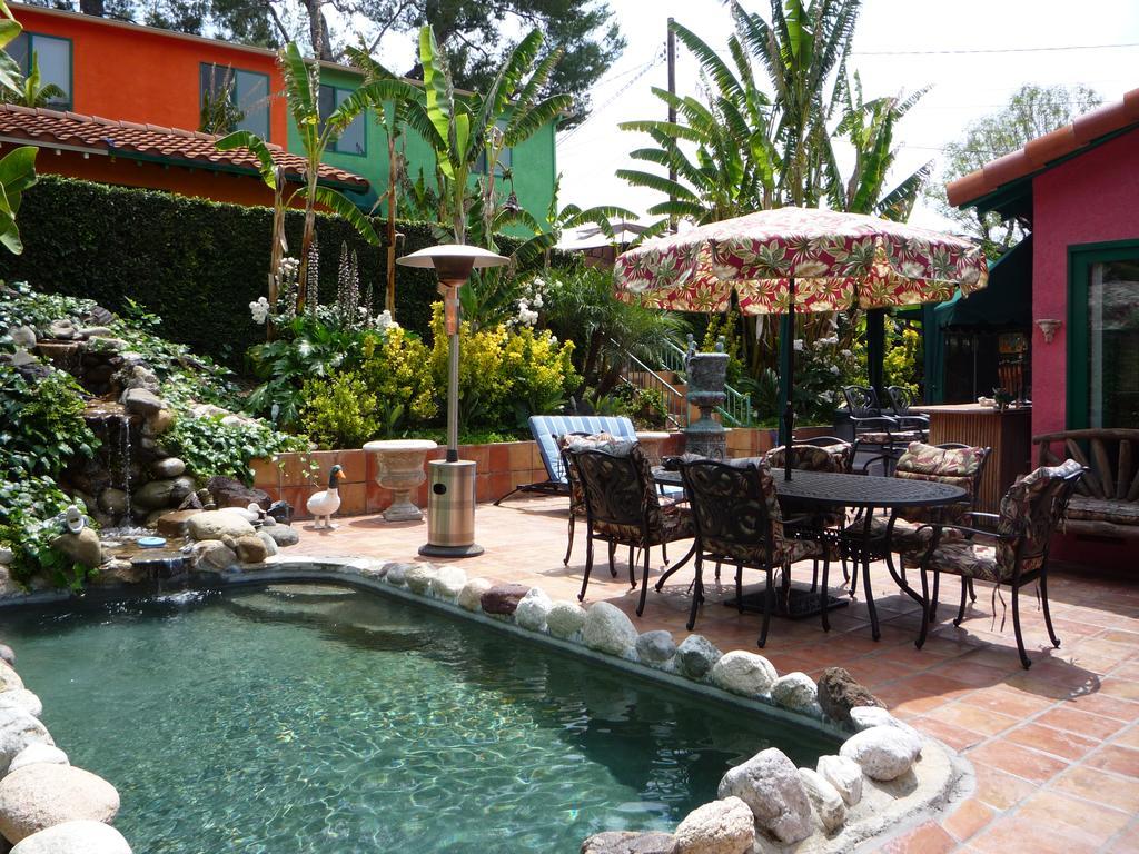 Woodland Hills Calabasas Guesthouses Лос-Анджелес Экстерьер фото