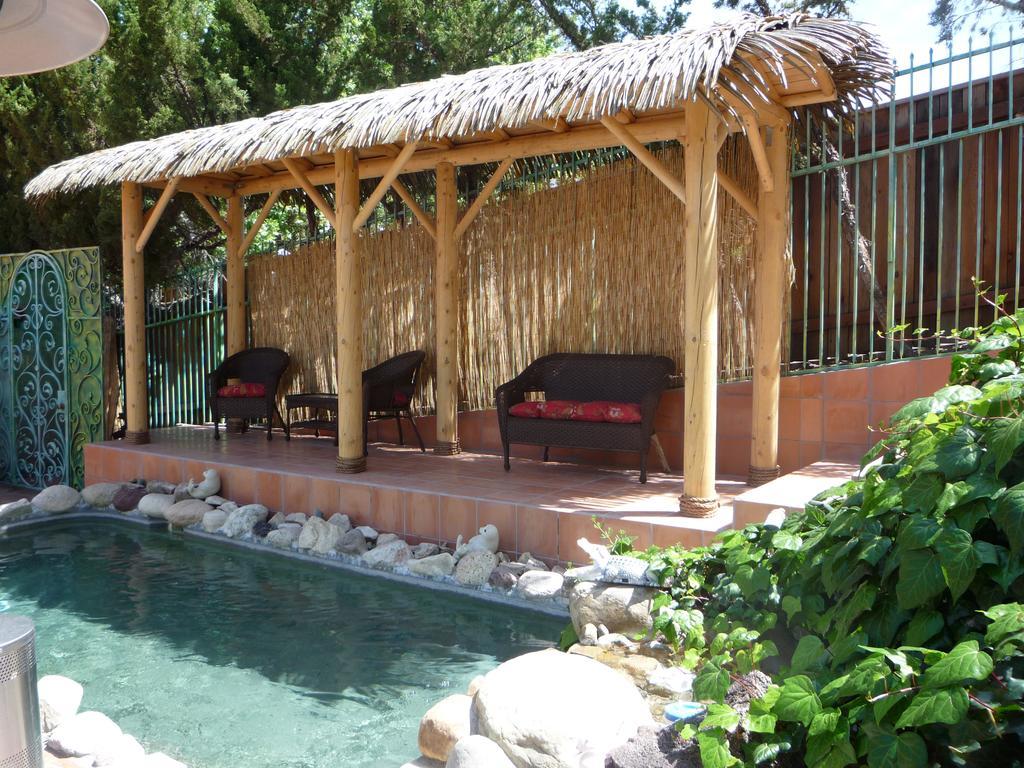 Woodland Hills Calabasas Guesthouses Лос-Анджелес Экстерьер фото